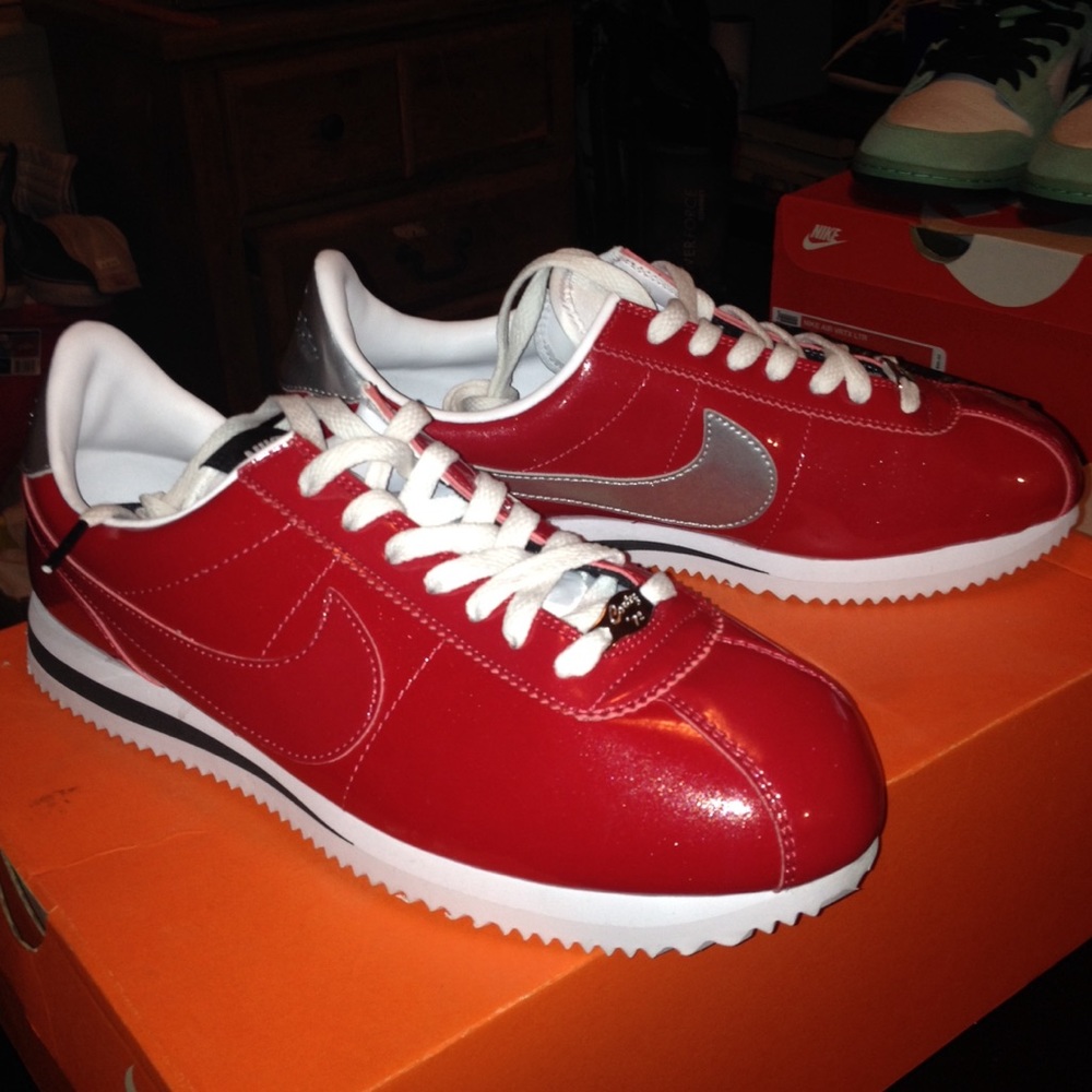 Nike Cortez Prm QS Patent Lthr 1972 retro 8.5 NEW!